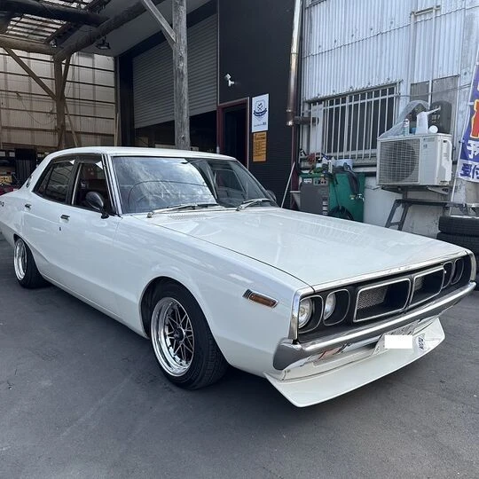 画像1340：高級車 メンテナンス